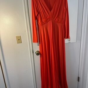 Elegant Red Long Sleeve Dress